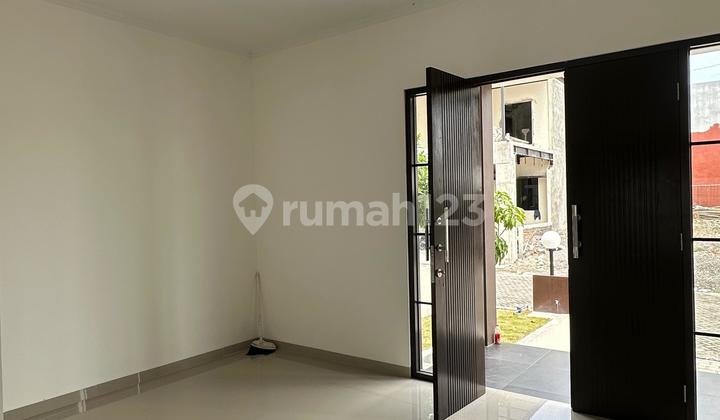 Rent New 2-Story House in Tembalang, Semarang 2