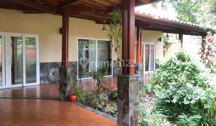 Di Jual Rumah Villa Mewah, Di Gunung Batu Bogor 2