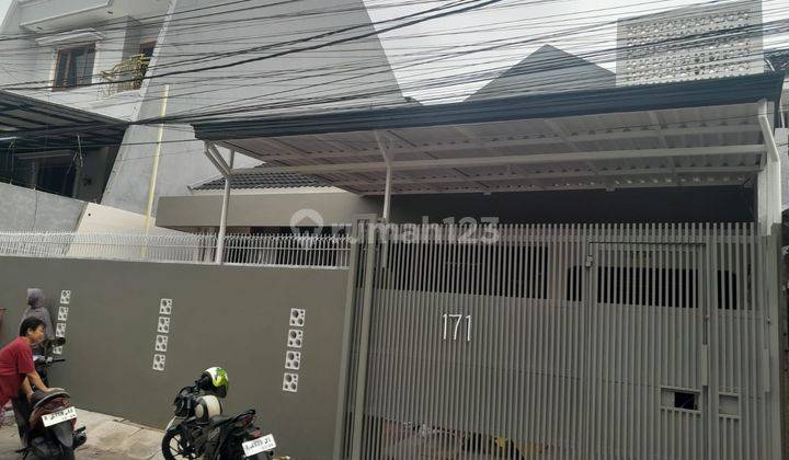 Rumah Di Sewakan Terletak Di Jalan Utama Deket Dari Pasar Tradisional 1
