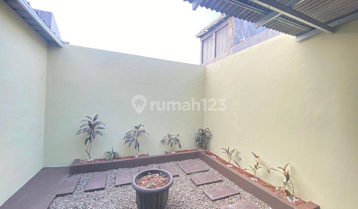 Rumah Modern Idaman Strategis 15 Mnt ke The Park Sawangan Dibantu KPR J25951 2