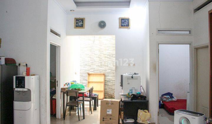 Rumah SHM Luas 15 Menit ke Stasiun Depok Baru Hadap Utara Siap KPR J24964 2