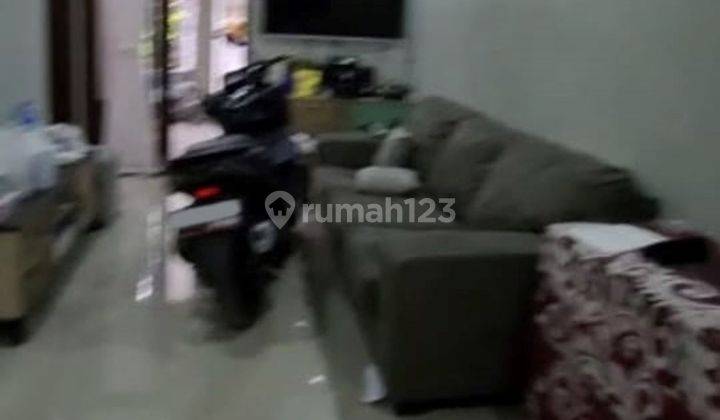 Rumah Strategis Ada Kolam Renang 15 Menit ke Mall Cibinong City Dibantu KPR J16418 2