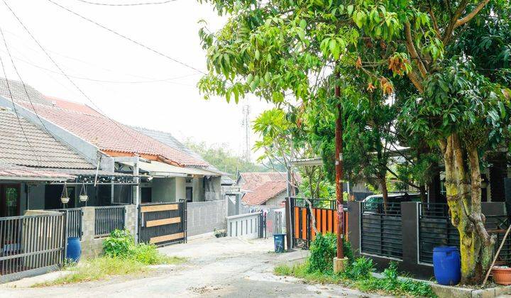 Rumah LT 210 Harga Nego 10 menit ke Stasiun Bojong Gede Hadap Timur J17926 2