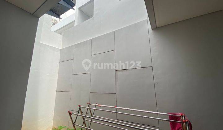 Rumah Idaman 3 Lt Hadap Selatan 10 Menit ke Mall CIputra CIbubur J29078 2