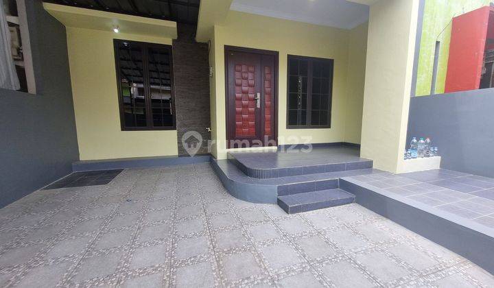 Rumah Hadap Timur 15 Menit ke Mall Pesona Square SHM Dibantu KPR J29109 1