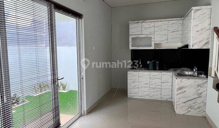 Rumah sewa Synthesis perumahan dekat mrt lebak bulus 8
