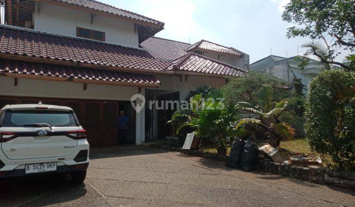 Rumah besar cocok untuk kantor atau rumah tinggal 1