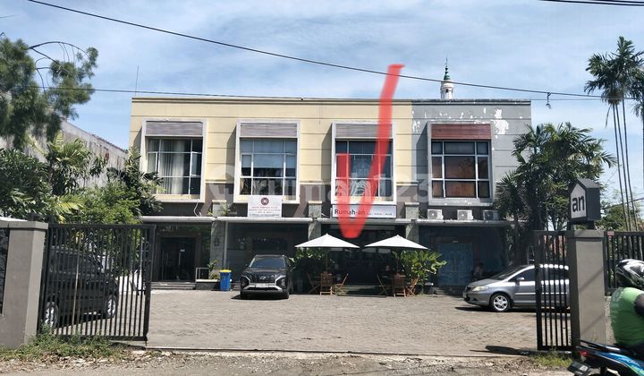 Lebak Bulus Parkir Luas 5 Menit ke MRT Fatmawati Lebak Bulus Parkir Luas 5 Menit ke MRT Fatmawati