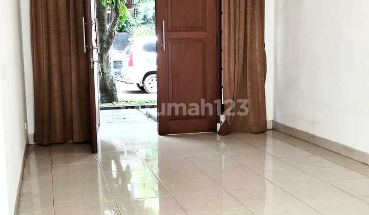 Cinere Cluster One Gate 2