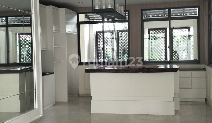 Serenia Hills Semi Furnished Private Pool 2