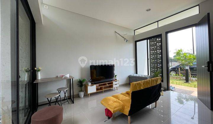 Dijual Ngebut Rumah Minimalis Modern Cluster Flora Sumarecon Bandung 1