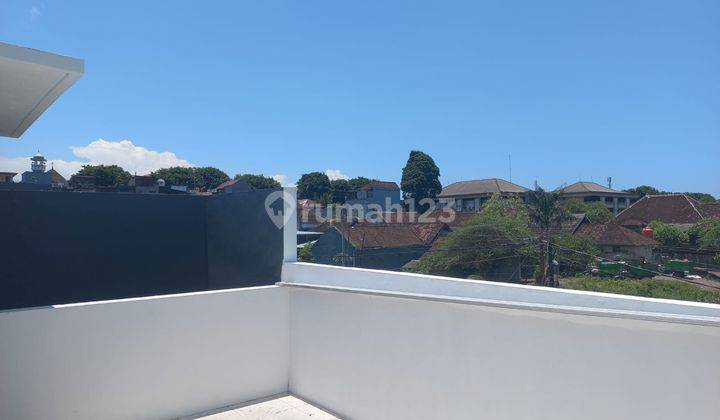 Disewakan rumah 2 Lantai di jl. Hassanudin denpasar 2