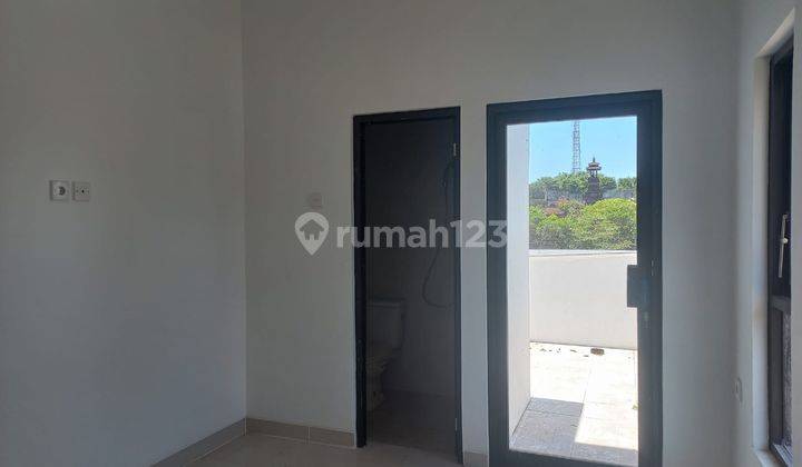 Disewakan rumah 2 Lantai di jl. Hassanudin denpasar 11