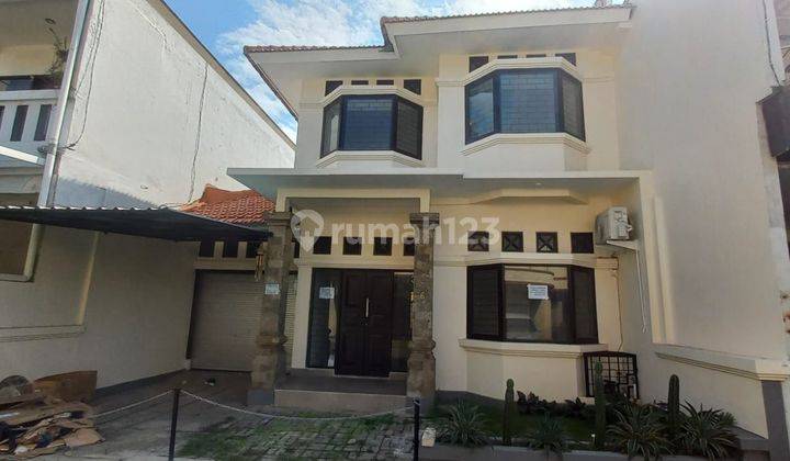 Disewakan rumah townhouse di Jl. Gatot subroto Timur Denpasar 2