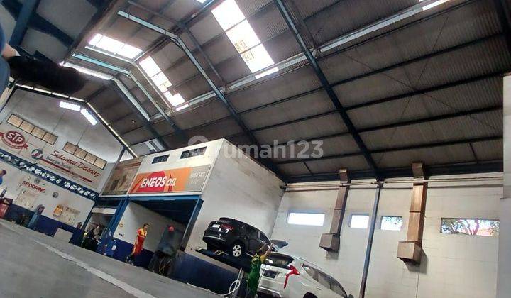 For rent, ex-showroom warehouse in East Gatsu, Denpasar 1