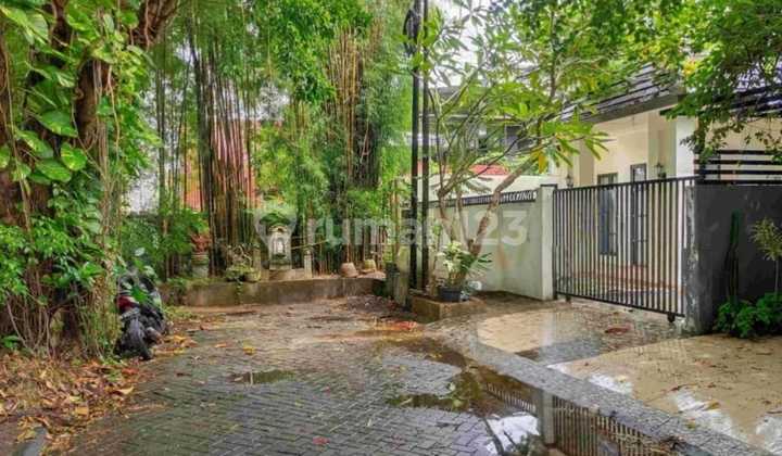 For Sale Beautiful House Strategic Location in Jimbaran 2