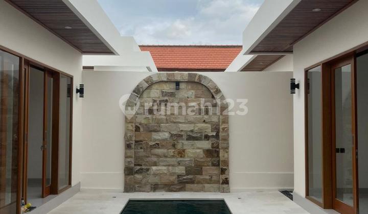 Disewakan Villa Baru 2 Kamar Di Kerobokan Dekat Canggu Disewakan Villa Baru 2 Kamar Di Kerobokan Dekat Canggu