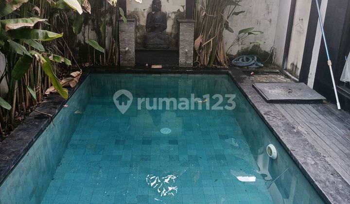 Disewakan Rumah 2lantai Semi Villa Di Kerobokan 2