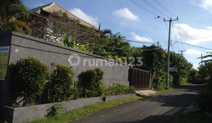 Di Jual Villa Mewah 2 Lanta dengan Gardeni di Ungasan 2