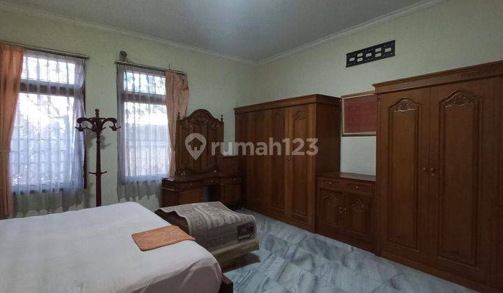 Disewakan Rumah 2 Lantai  Full Furnished Di Renon 2