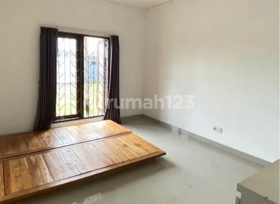 Disewakan Rumah Mewah 2 Lantai di Mahendradatta Denpasar 2