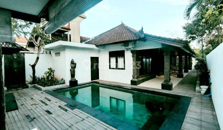 Disewakan Cozy House Di Kerobokan Dekat Seminyak 1