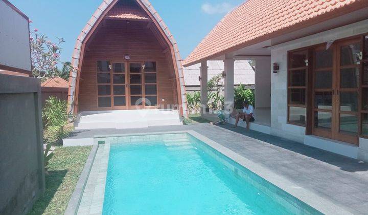 2 Bedrooms Villa With Hut Style For Lease In Padonan Canggu 1