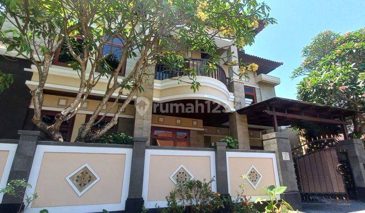 Disewakan Rumah 2 Lantai  Full Furnished Di Renon 1