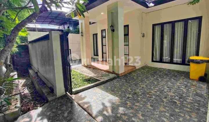 Disewakan Rumah Cantik Lokasi Strategis di Jimbaran Disewakan Rumah Cantik Lokasi Strategis di Jimbaran