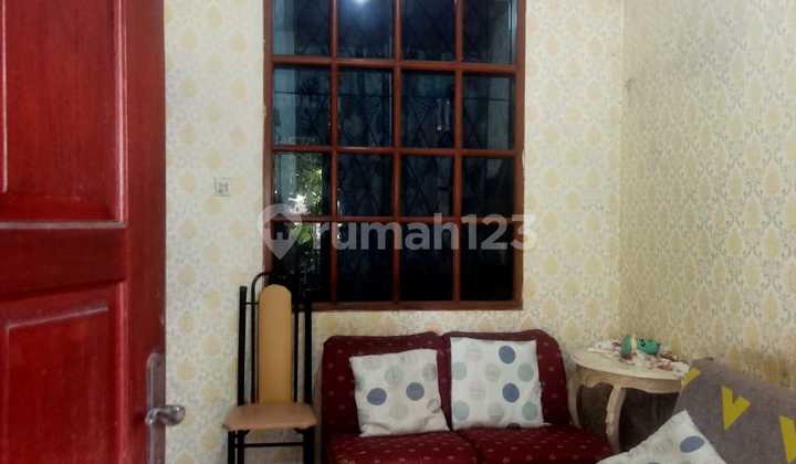 Di Jual Rumah Tomang 1,5 Lantai, Minimalis Dalam Komplek