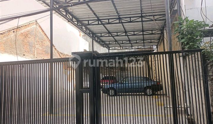 Di Jual Tanah Kosong di Tomang, Siap Bangun Cocok untuk Hunian/Kos-Kosan