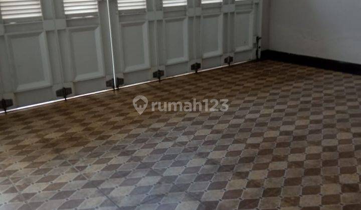 Di Jual Rumah 2 Lantai Jakarta Selatan, Siap Huni Bergaya Elegant 2