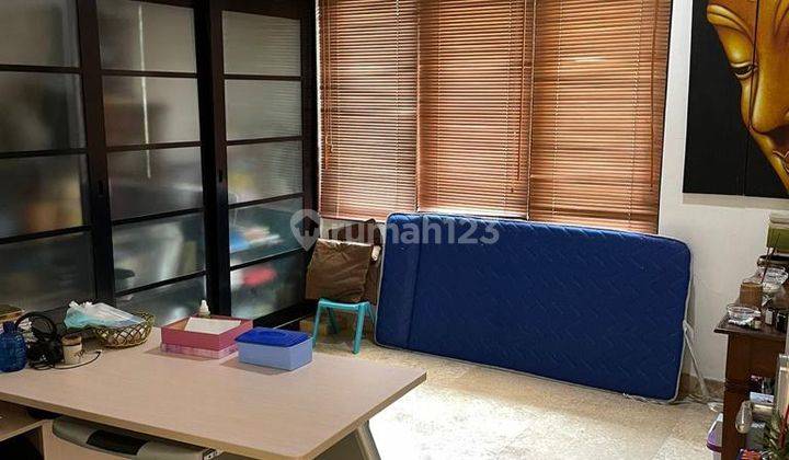 Di Sewakan Rumah Cikini, Siap Huni, Bagus dan Terawat Ada Kolam Renang 2