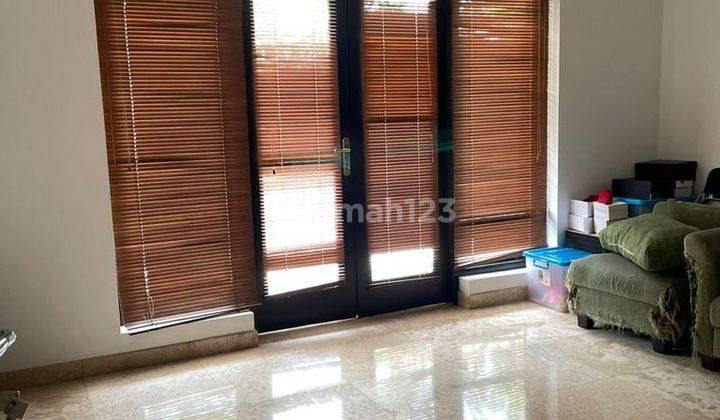 Di Sewakan Rumah Cikini, Siap Huni, Bagus dan Terawat Ada Kolam Renang 4