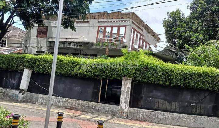 Di Jual Rumah Tua Hitung Tanah Jakarta Selatan, Cocok untuk bangun Kantor/Hotel 1