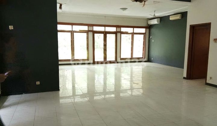 Di Jual Rumah Di Kemang Jakarta Selatan, Bagus Dan Terawat 2