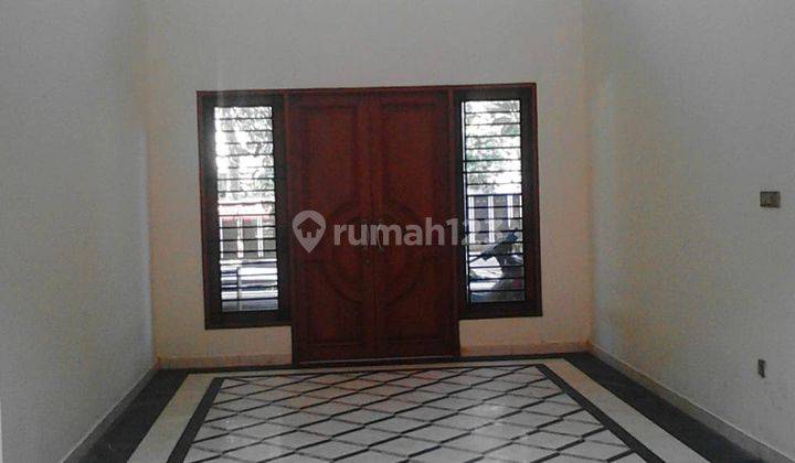 Di Jual Rumah luxurious Kemang, Siap Huni Rapih dan Terawat 2