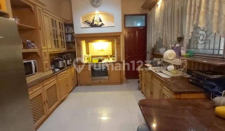 For Sale Exclusive House in Kemang. Ready to Occup 2