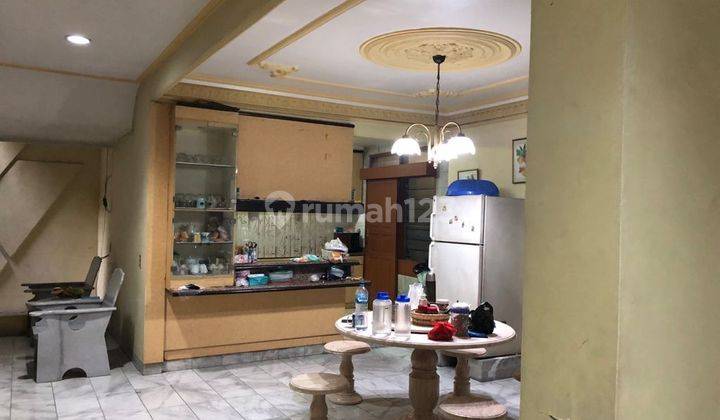 Di Jual Rumah 2 Lantai Kartini, Siap Huni Jalan Lebar 1