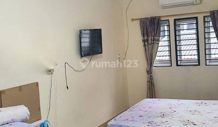 Disewakan Rumah 3 Lantai Jembatan Lima, Akses Mobil 3 Kamar Tidur 2