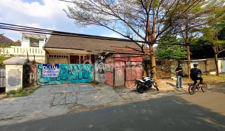 Di Jual Cepat Rumah Tua Hitung Tanah Bintaro Jakarta Selatan,  Bebas Banjir Lokasi Nyaman 1