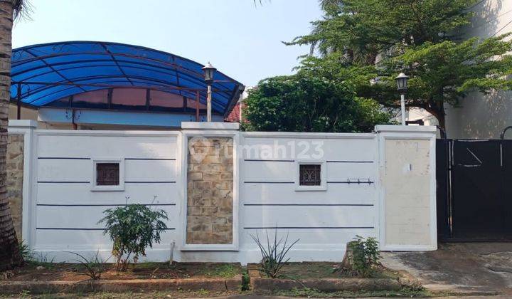 Di Jual Rumah di Kedoya Baru, siap huni dalam komplek 1