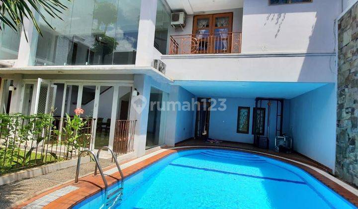 Di Jual Rumah di Kuningan Jakarta Selatan, Ada Kolam Renang Kawasan Elite 1