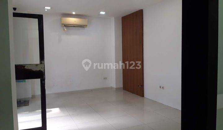 Di Jual Ruko Gandeng 4 Lantai di Kebayoran Baru Jakarta Selatan, Murah sekali Siap Huni Bebas Banjir   2