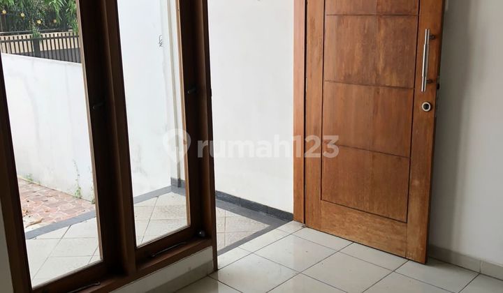 Di Jual Rumah minimalis 2 lantai di Kelapa Gading, Surat Lengkap bisa KPR
