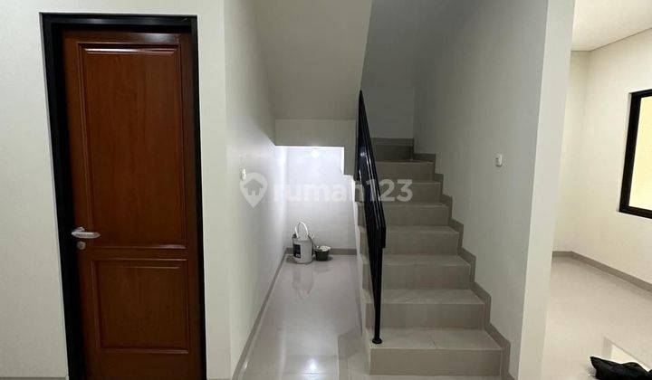 Di Jual Brand New Rumah 2 Lantai di Duri Kosambi, 3 Kamar tidur, Bisa KPR 2