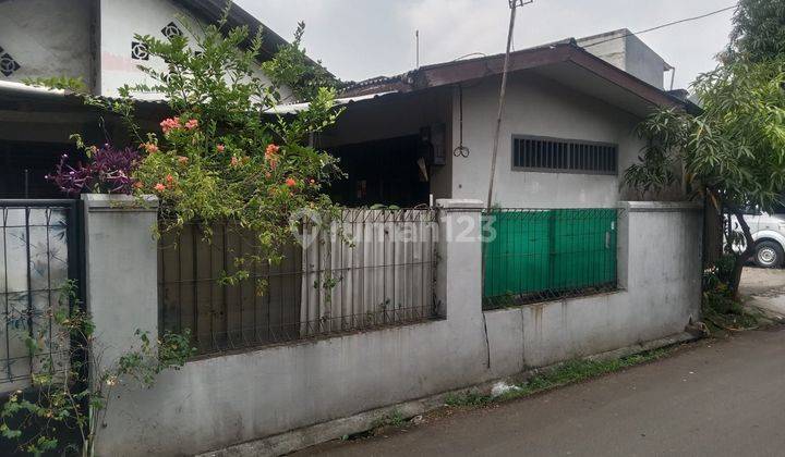 Di Jual Rumah 1 lantai di cilandak, pinggir jalan akses angkutan umum cocok untuk usaha 1