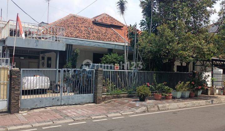 Di Jual Rumah 2 Lantai Jakarta Pusat, Shm, Eksklusif Dekat Area Perkantoran 1