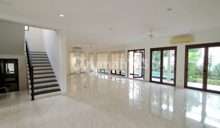 Di Jual Rumah Mewah Di Kemang, 2 Lantai 6 Kamar Tidur, Ada Kolam Renang