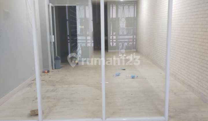 Di Jual Cepat Ruko 2 Lantai Di Moi Kelapa Gading, Cocok Untuk Usaha F&b Dan Kantor